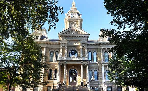 Guernsey County Courthouse, Cambridge OH.