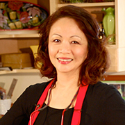 Peachy Seiden of Peachy's Health Smart Cooking School